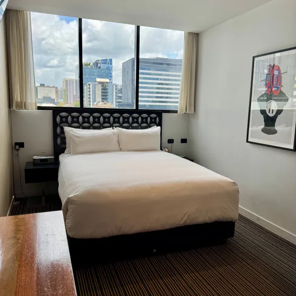 Urban View Queen North 2