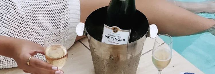 819126EA 04D1 4C4F AB3C 5992883F6FFC copy 2