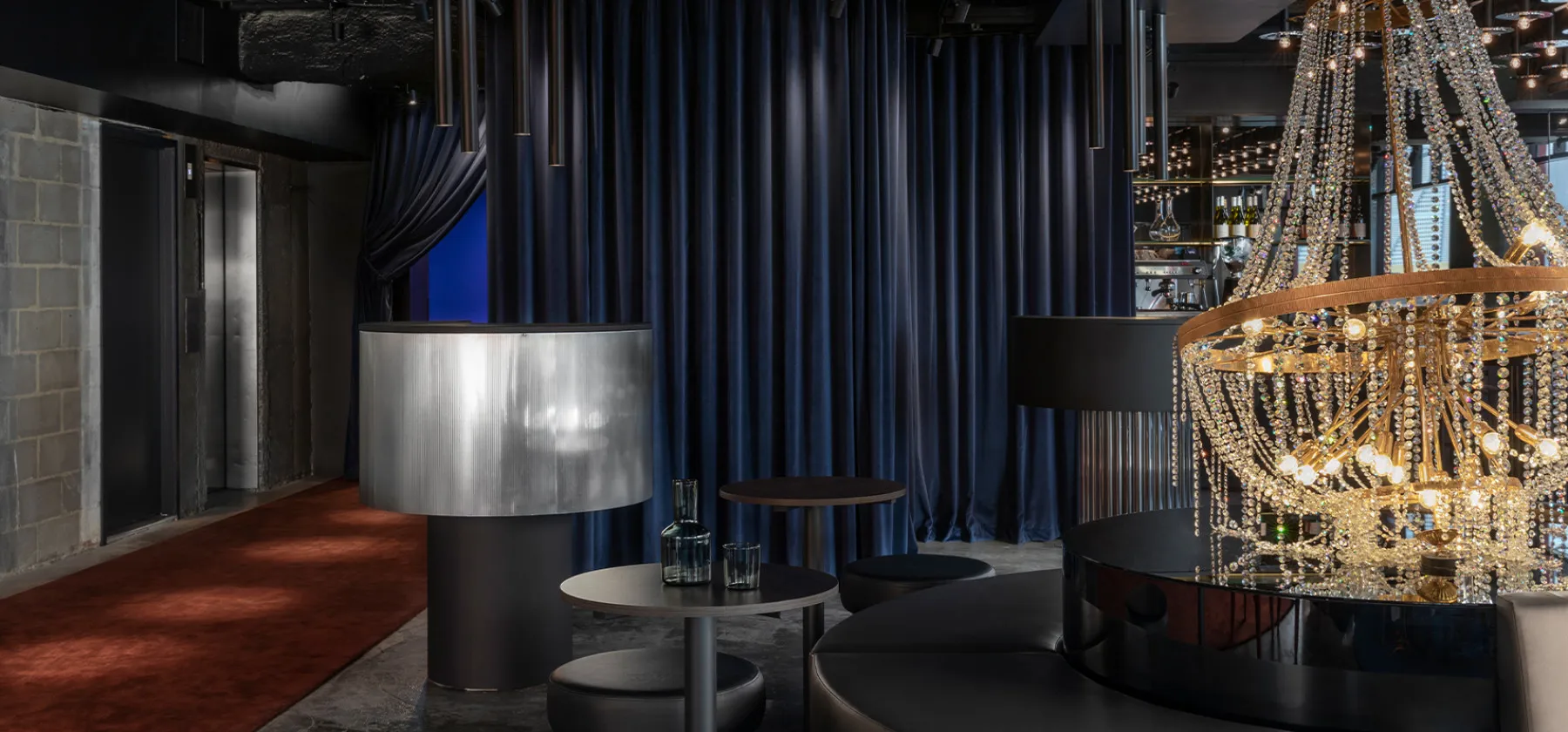Lancemore Crossley st Boutique Luxury Accommodations Facilities Lobby 2000 x 800 3