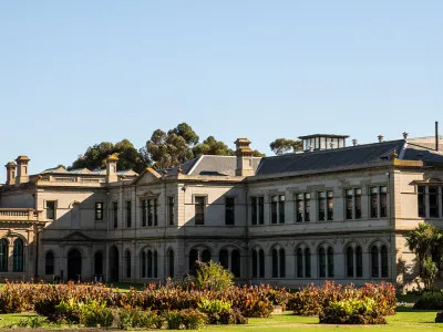 Lancemore Mansion Hotel Werribee Park Boutique Luxury Accommodation Facility grounds 2000 x 800 2