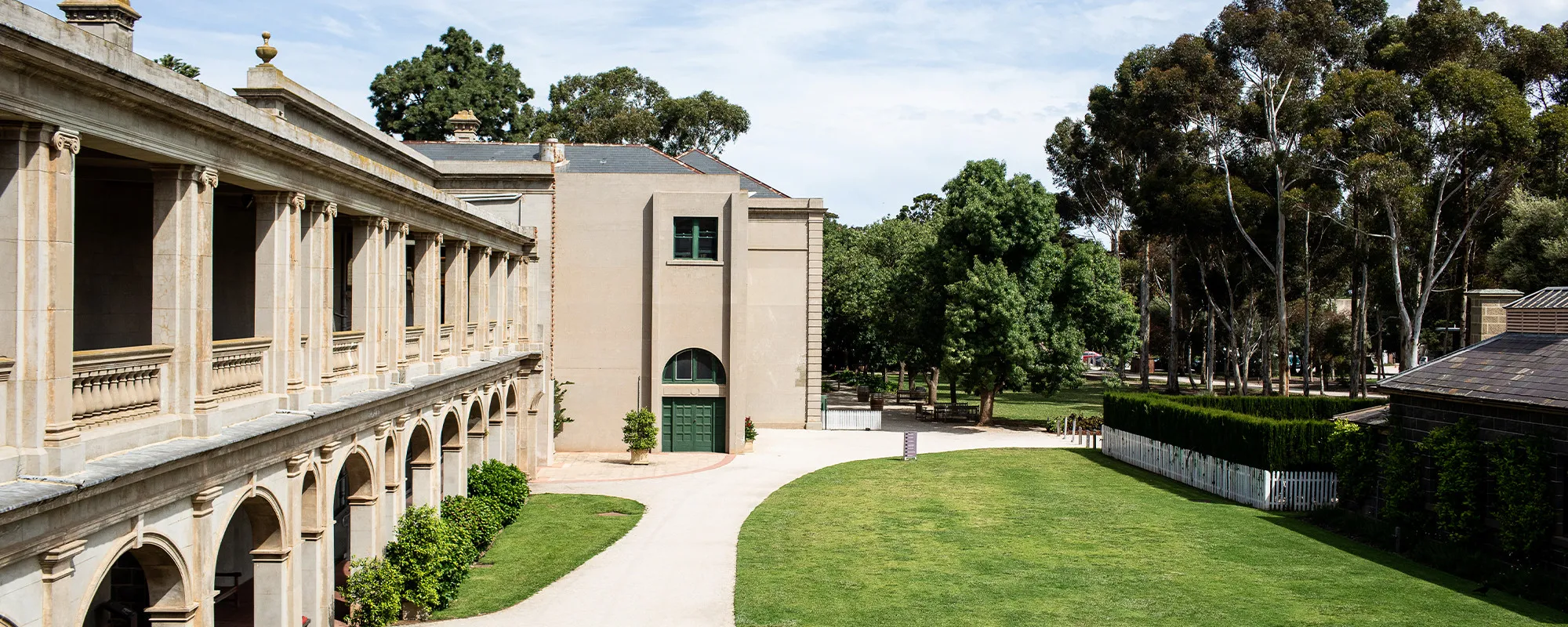 Lancemore Mansion Hotel Werribee Park Boutique Luxury Accommodation Facility grounds 2000 x 800 8