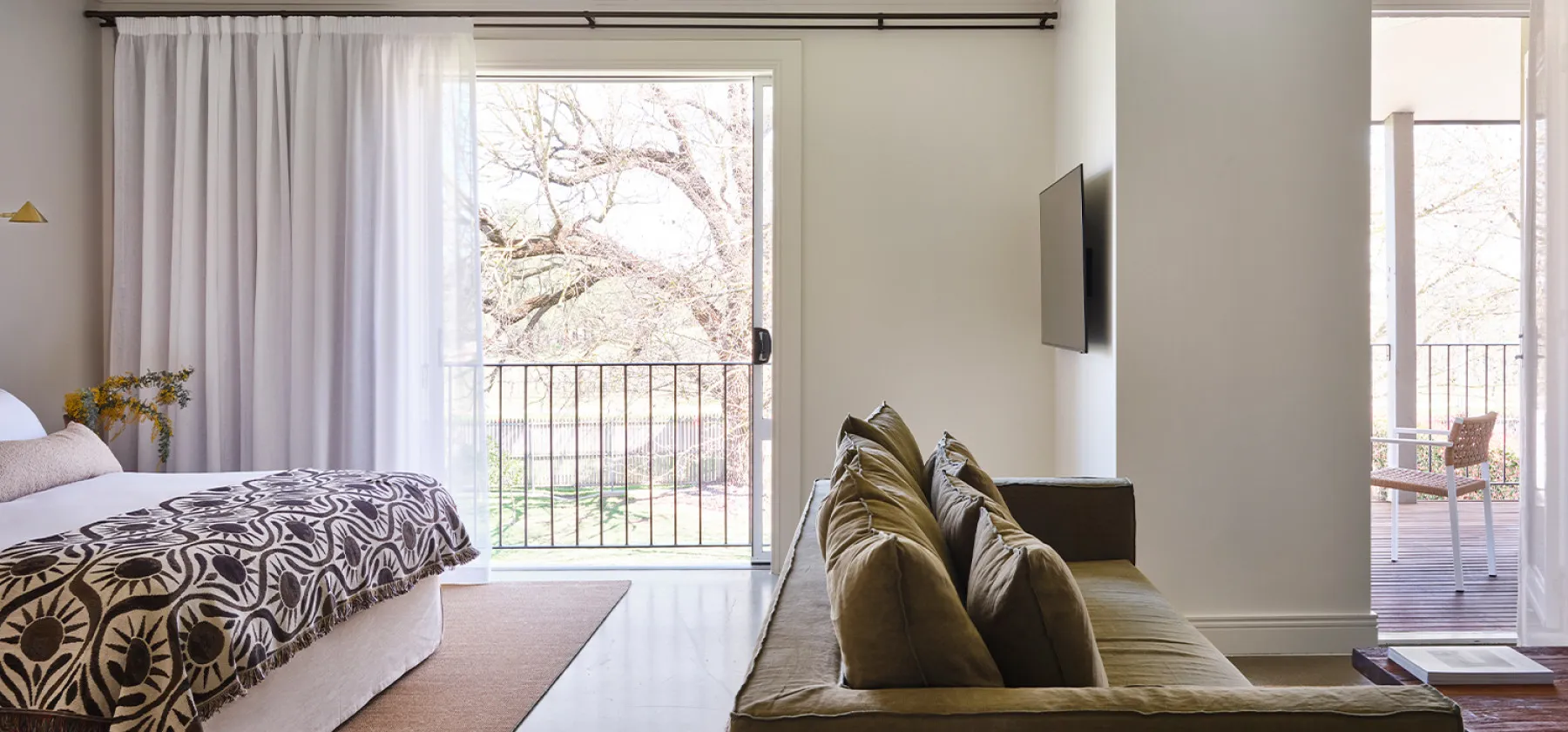 Lancemore Milawa Hotel Boutique Luxury Accommodation Balcony Sunset Suite 1500 x 1100